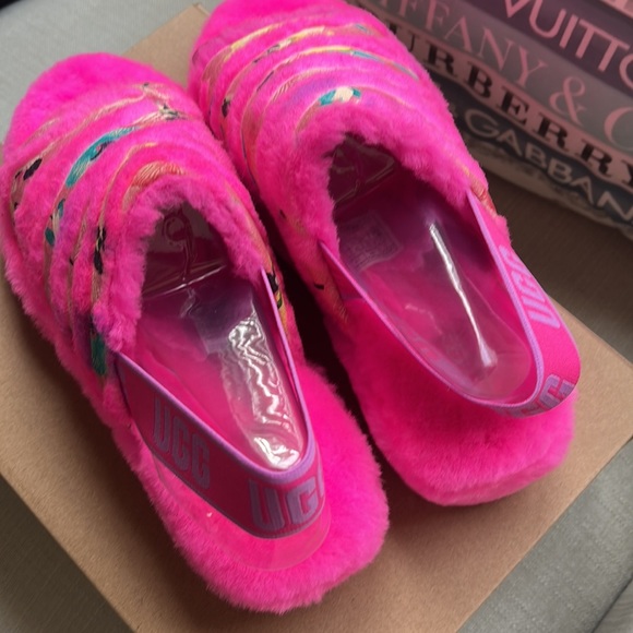 Ugg Fluff Yeah - NEW with tags Size 9 - Picture 5 of 7